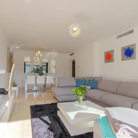 Apartamento Modern 2-bed Capanes Del Golf Benahavís