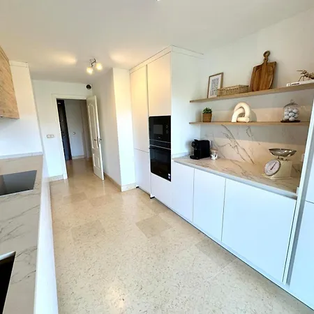 Apartamento Modern 2-bed Capanes Del Golf Benahavís